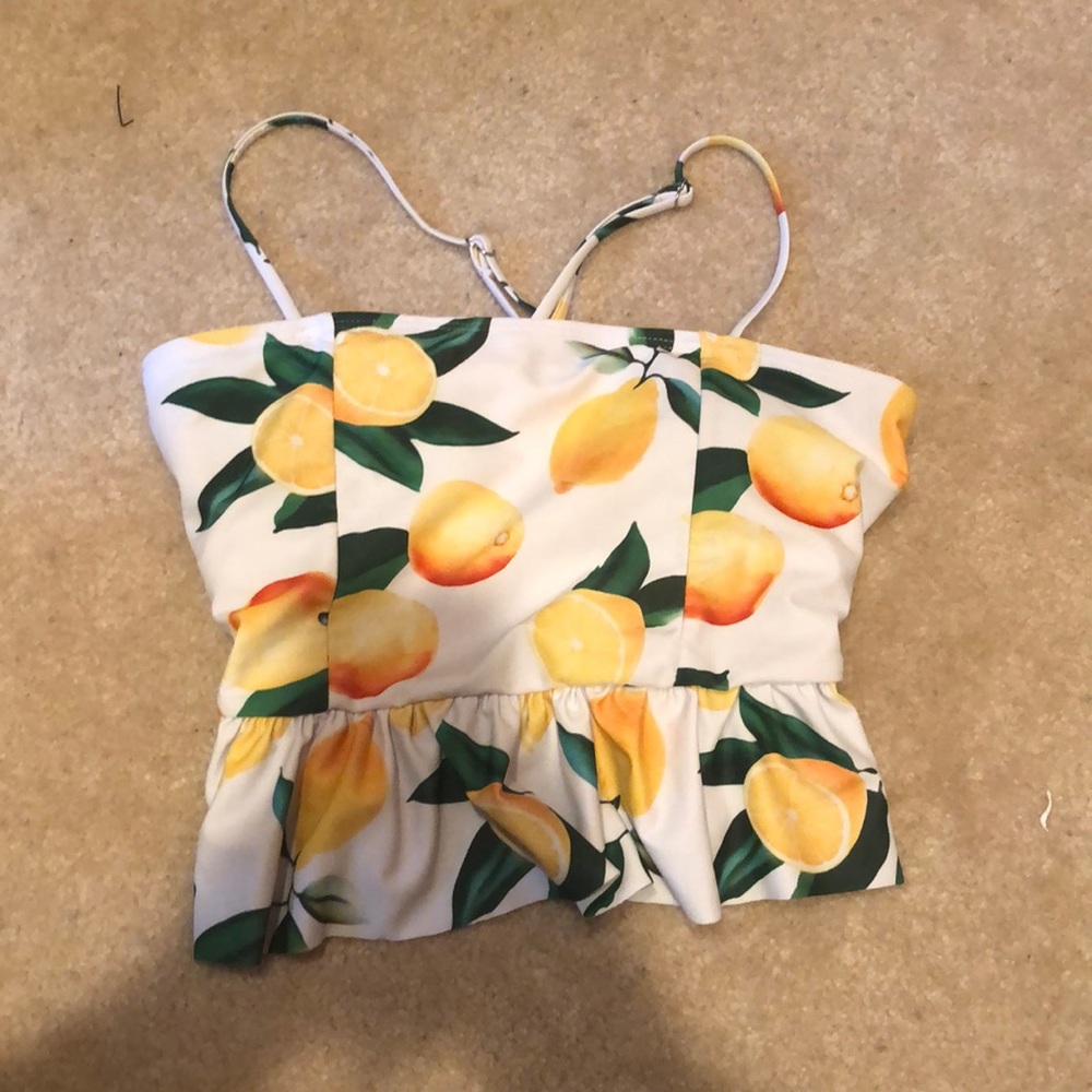 Size small swim suit tankini top.